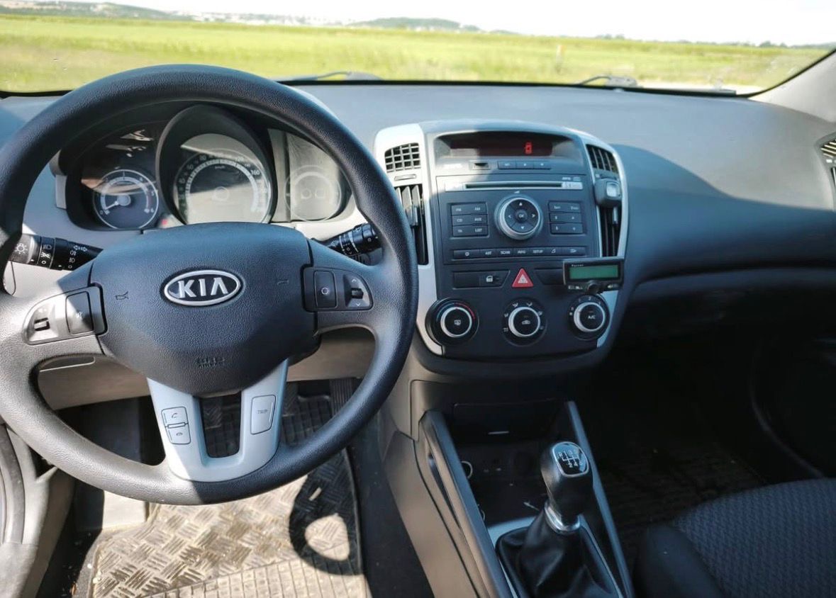 Kia Ceed foto 3